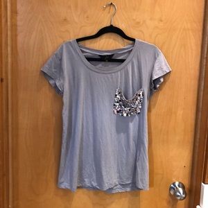 Cute women’s tshirt with sequin pocket detail